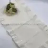 Naturel fırfırlı keten kumaş masa örtüsü zarif tasarımı ile