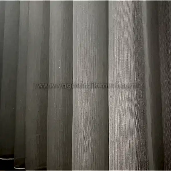 alt="Simli Bambu Tül Perde - Doğal Bambu Dokulu ve Sim Detaylı Tül Perde Modeli"