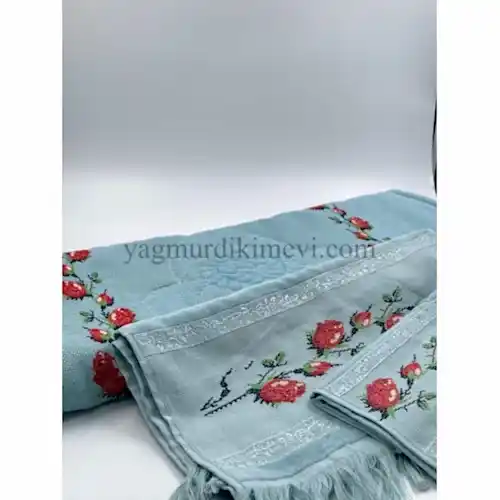Kanaviçe İşlemeli Seccade Takımı (3’lü Set)