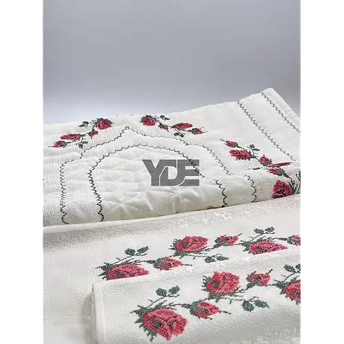 Kanaviçe İşlemeli Seccade Takımı (3’lü Set)