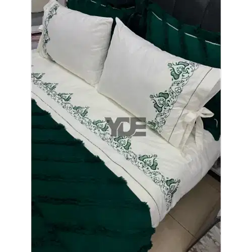 7 Parça Çeyizlik Nakışlı Nevresim Takımı ve Püsküllü Pike Örtüsü Seti