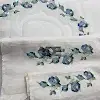  Kanaviçe işlemeli seccade takımı ve havlular
